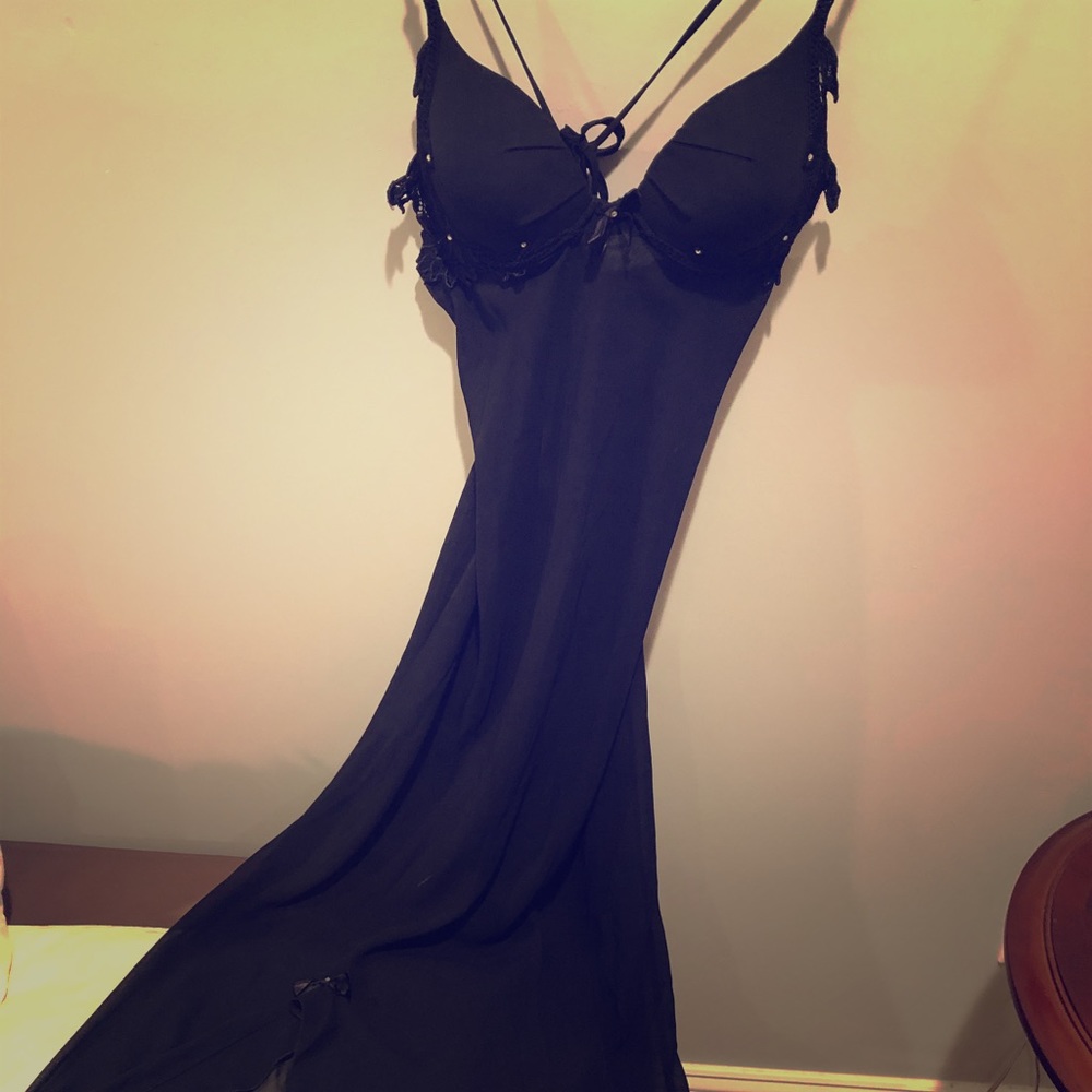 Open back nightgown
